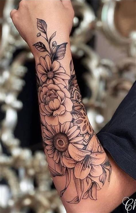 floral butt tattoo|Unique and Beautiful Flower Tattoo Ideas for Your Buttocks